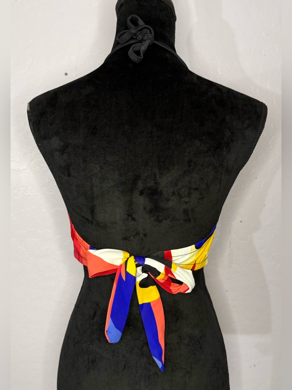 Venus Multicolor Abstract Halter Bikini Top - Picture 3 of 4